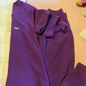 FIGS SCRUBS in PURPLE!! LIMITED EDITION COLOR!!!💜